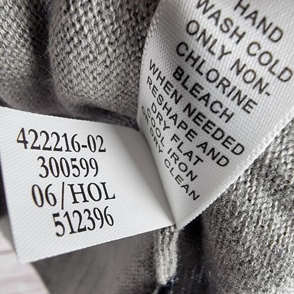 Banana Republic Luxury Blend Sweatshirt Mens Size L Gray Preppy Silk Blend - Picture 6 of 9